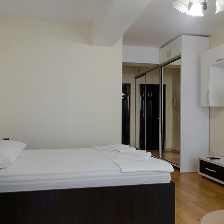 Cozy Apartments - Copou Iasi Bagian luar foto