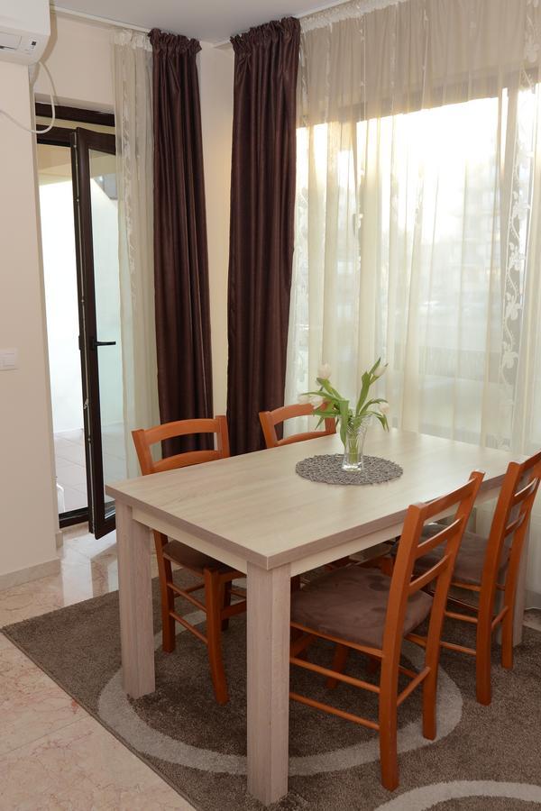 Cozy Apartments - Copou Iasi Bagian luar foto